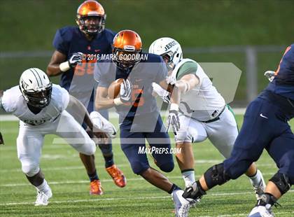 Thumbnail 2 in Seven Lakes vs Strake Jesuit photogallery.