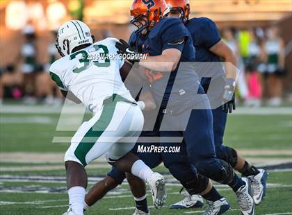 Thumbnail 3 in Seven Lakes vs Strake Jesuit photogallery.