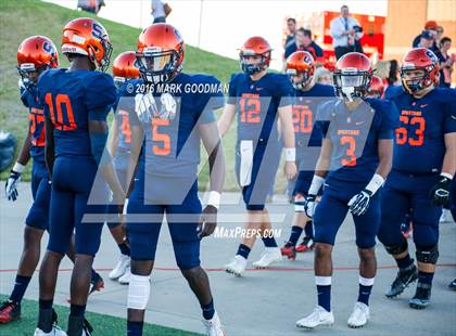 Thumbnail 2 in Seven Lakes vs Strake Jesuit photogallery.