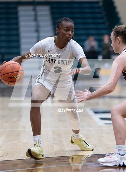 Thumbnail 1 in Baldwin vs Garden City (NYSPHSAA Section VIII Class AA Championship) photogallery.