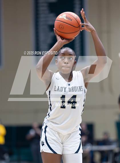 Thumbnail 3 in Baldwin vs Garden City (NYSPHSAA Section VIII Class AA Championship) photogallery.
