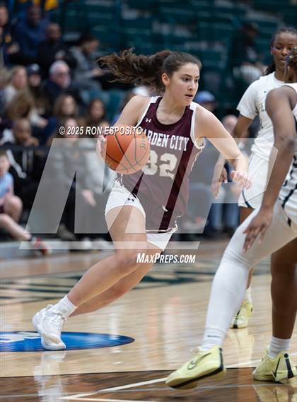 Thumbnail 2 in Baldwin vs Garden City (NYSPHSAA Section VIII Class AA Championship) photogallery.
