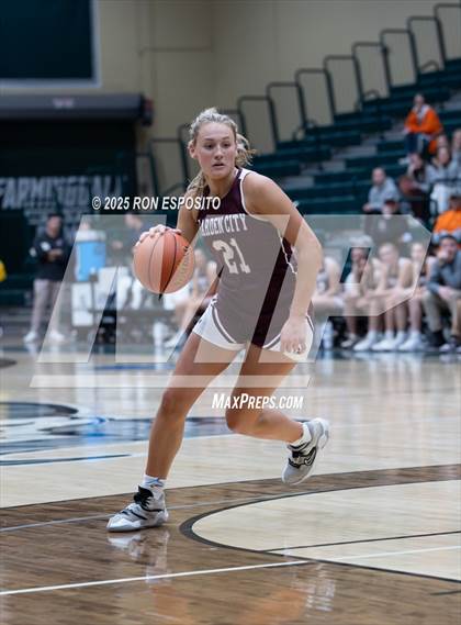 Thumbnail 3 in Baldwin vs Garden City (NYSPHSAA Section VIII Class AA Championship) photogallery.