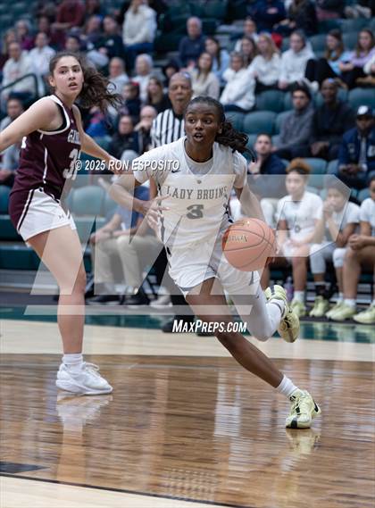 Thumbnail 2 in Baldwin vs Garden City (NYSPHSAA Section VIII Class AA Championship) photogallery.