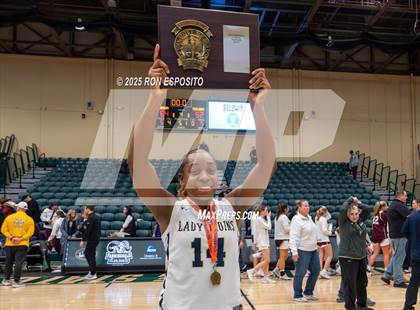Thumbnail 2 in Baldwin vs Garden City (NYSPHSAA Section VIII Class AA Championship) photogallery.