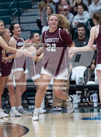 Thumbnail 1 in Baldwin vs Garden City (NYSPHSAA Section VIII Class AA Championship) photogallery.