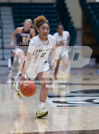Thumbnail 3 in Baldwin vs Garden City (NYSPHSAA Section VIII Class AA Championship) photogallery.