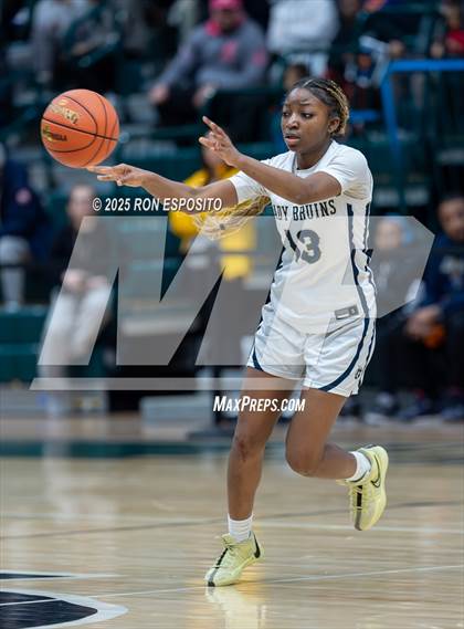 Thumbnail 3 in Baldwin vs Garden City (NYSPHSAA Section VIII Class AA Championship) photogallery.