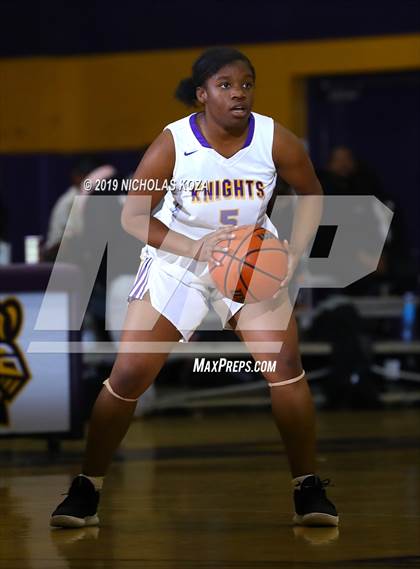 Thumbnail 2 in Dominguez vs. Lynwood photogallery.