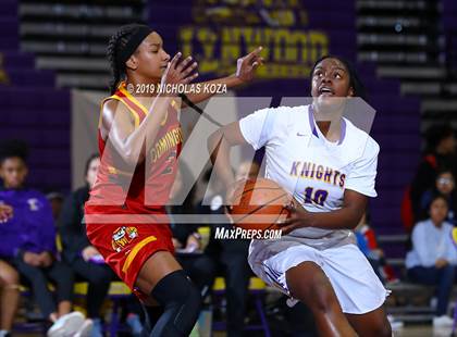 Thumbnail 2 in Dominguez vs. Lynwood photogallery.