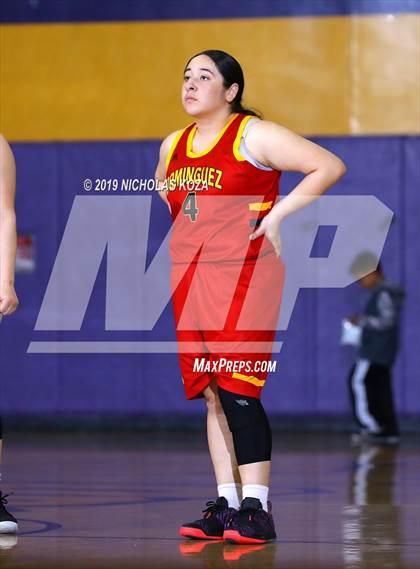 Thumbnail 2 in Dominguez vs. Lynwood photogallery.