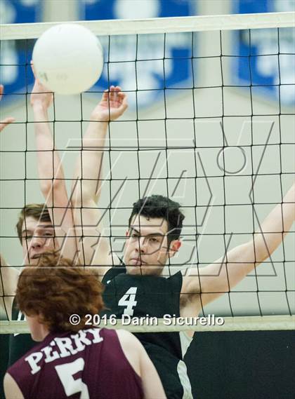 Thumbnail 1 in Perry vs. Boulder Creek (AIA D1 Final) photogallery.