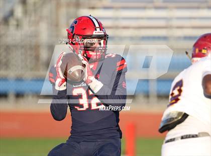 Thumbnail 3 in Cardinal Hayes vs. Archbishop Stepinac (NYCHSFL AAA Final) photogallery.