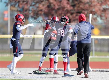 Thumbnail 3 in Cardinal Hayes vs. Archbishop Stepinac (NYCHSFL AAA Final) photogallery.