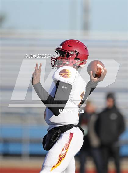 Thumbnail 2 in Cardinal Hayes vs. Archbishop Stepinac (NYCHSFL AAA Final) photogallery.