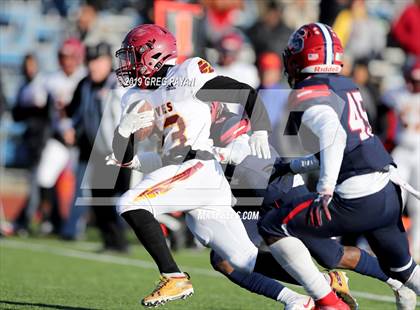Thumbnail 3 in Cardinal Hayes vs. Archbishop Stepinac (NYCHSFL AAA Final) photogallery.