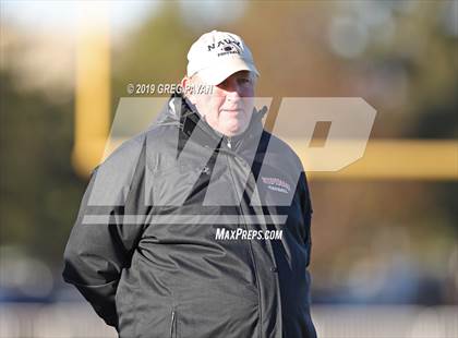 Thumbnail 2 in Cardinal Hayes vs. Archbishop Stepinac (NYCHSFL AAA Final) photogallery.