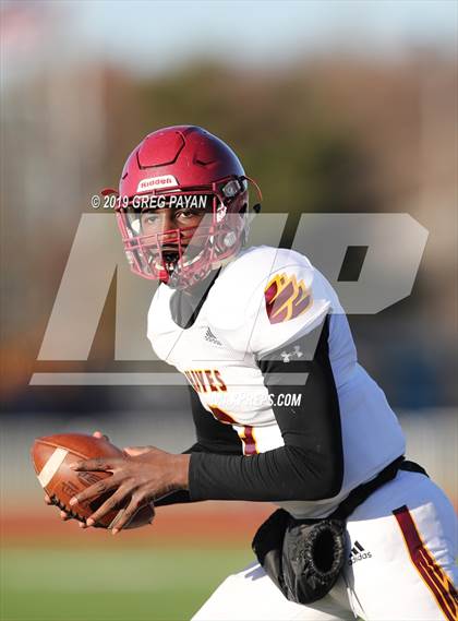 Thumbnail 2 in Cardinal Hayes vs. Archbishop Stepinac (NYCHSFL AAA Final) photogallery.