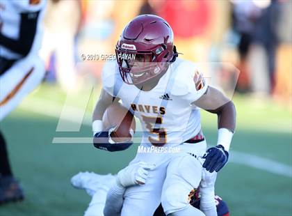 Thumbnail 3 in Cardinal Hayes vs. Archbishop Stepinac (NYCHSFL AAA Final) photogallery.