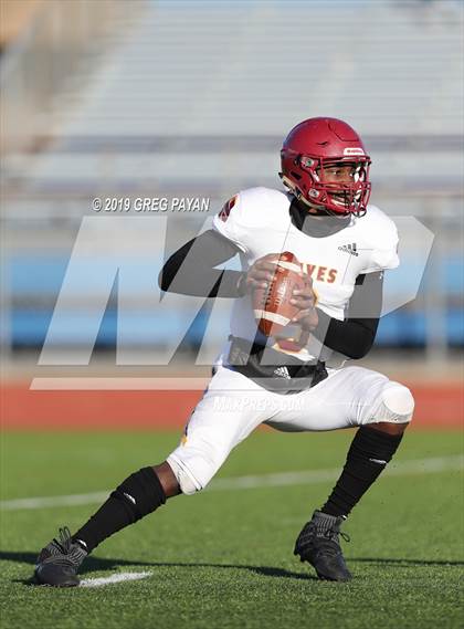 Thumbnail 1 in Cardinal Hayes vs. Archbishop Stepinac (NYCHSFL AAA Final) photogallery.