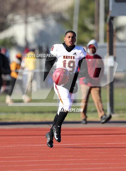 Thumbnail 1 in Cardinal Hayes vs. Archbishop Stepinac (NYCHSFL AAA Final) photogallery.