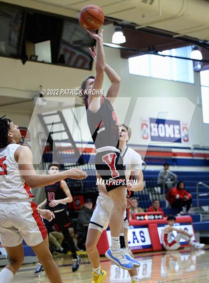 Thumbnail 3 in Juanita vs. Yelm photogallery.