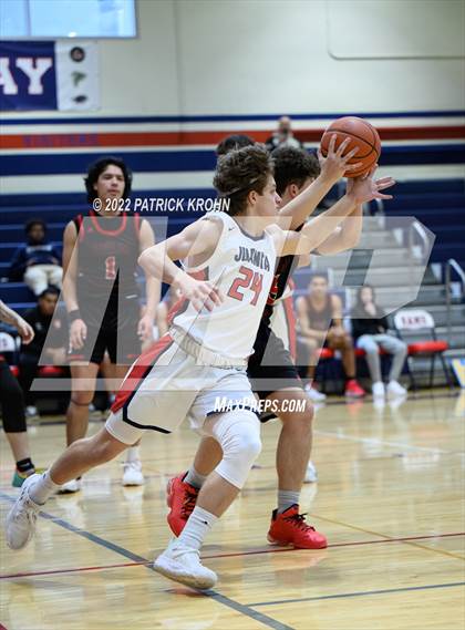 Thumbnail 2 in Juanita vs. Yelm photogallery.