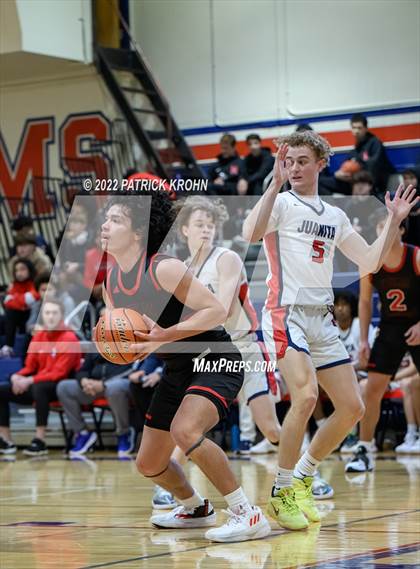 Thumbnail 1 in Juanita vs. Yelm photogallery.
