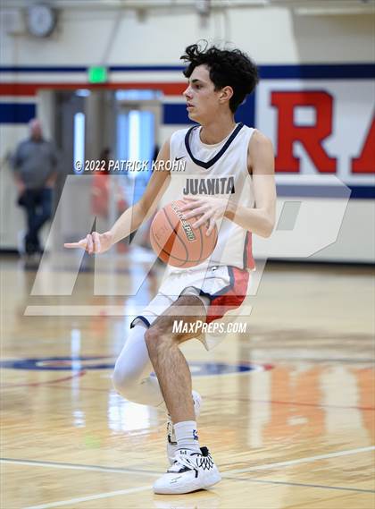 Thumbnail 1 in Juanita vs. Yelm photogallery.
