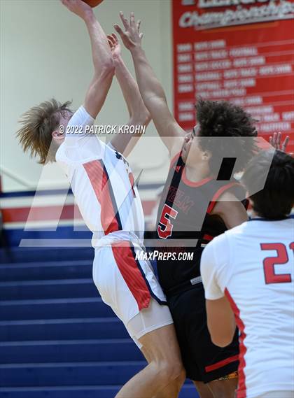 Thumbnail 3 in Juanita vs. Yelm photogallery.