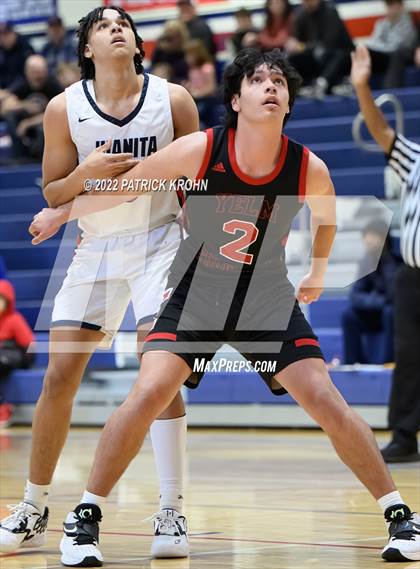 Thumbnail 3 in Juanita vs. Yelm photogallery.