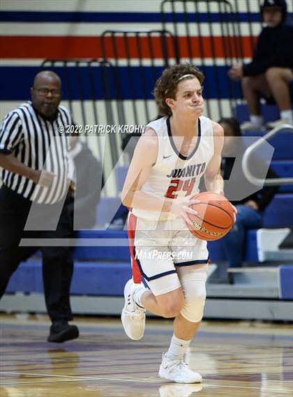 Thumbnail 1 in Juanita vs. Yelm photogallery.
