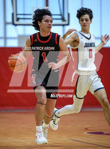Thumbnail 3 in Juanita vs. Yelm photogallery.