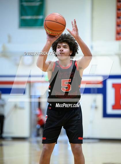 Thumbnail 3 in Juanita vs. Yelm photogallery.