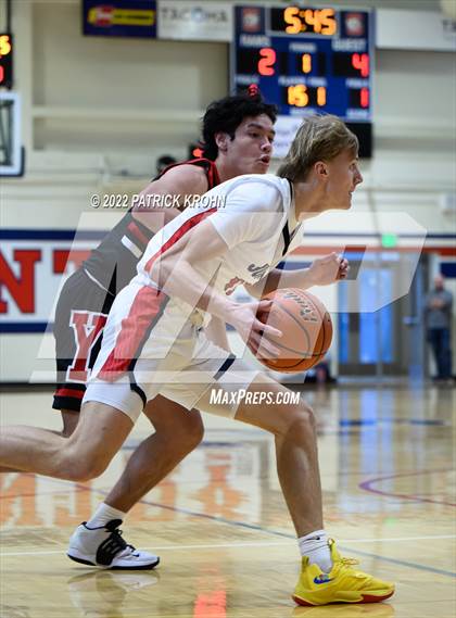 Thumbnail 3 in Juanita vs. Yelm photogallery.