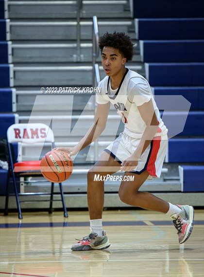 Thumbnail 1 in Juanita vs. Yelm photogallery.
