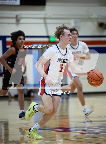 Thumbnail 2 in Juanita vs. Yelm photogallery.