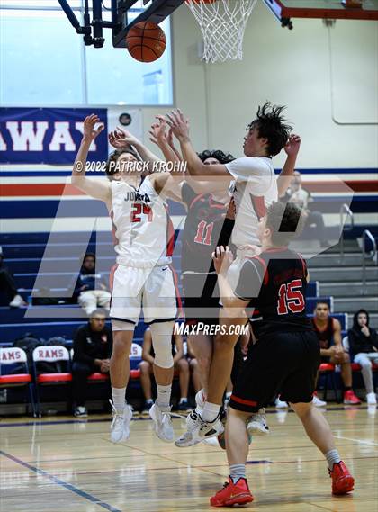 Thumbnail 3 in Juanita vs. Yelm photogallery.