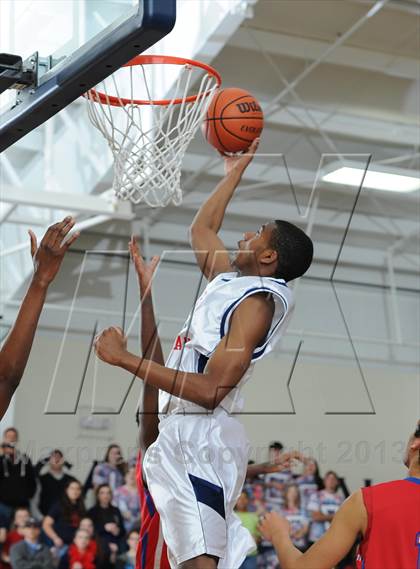 Thumbnail 2 in Faith Christian vs. St. John's Christian Academy photogallery.