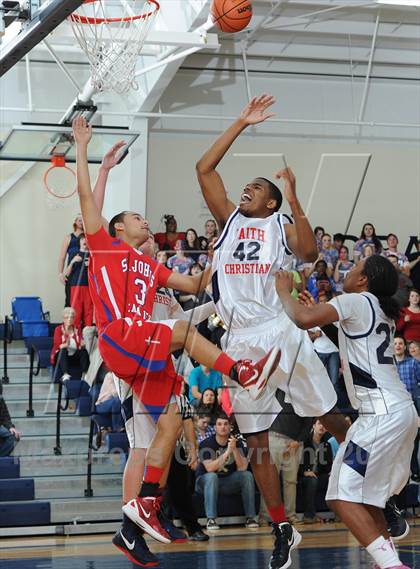 Thumbnail 3 in Faith Christian vs. St. John's Christian Academy photogallery.