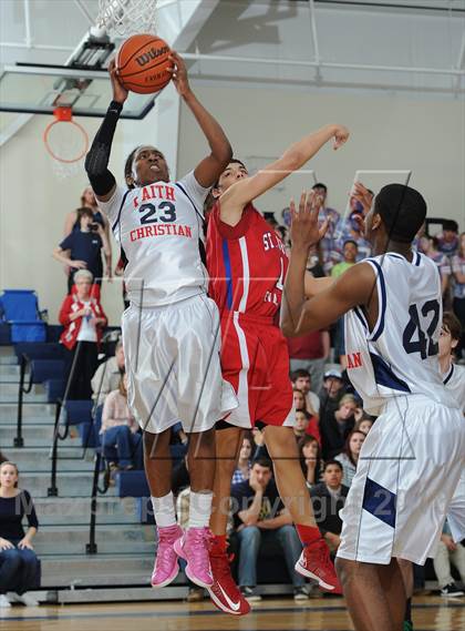 Thumbnail 2 in Faith Christian vs. St. John's Christian Academy photogallery.