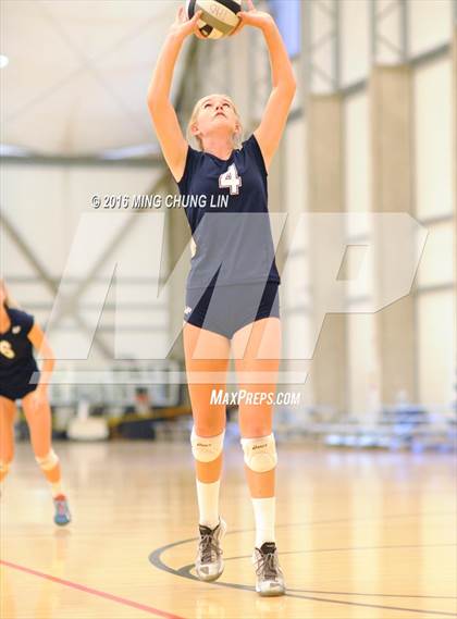 Thumbnail 2 in Cathedral Catholic vs. Great Oak (Nike California Challenge Tournament)  photogallery.