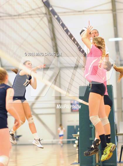 Thumbnail 2 in Cathedral Catholic vs. Great Oak (Nike California Challenge Tournament)  photogallery.