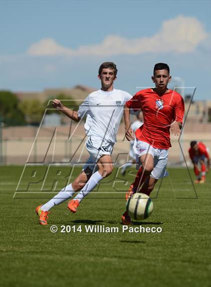 Thumbnail 2 in Las Cruces @ La Cueva photogallery.
