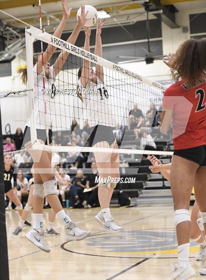 Thumbnail 2 in La Jolla @ Foothill (CIF State D1 Playoff) photogallery.