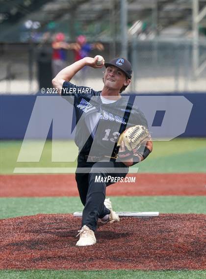 Thumbnail 2 in Centerville vs. Linton-Stockton (IHSAA 2A Semi-State Championship) photogallery.