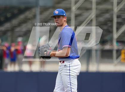 Thumbnail 3 in Centerville vs. Linton-Stockton (IHSAA 2A Semi-State Championship) photogallery.