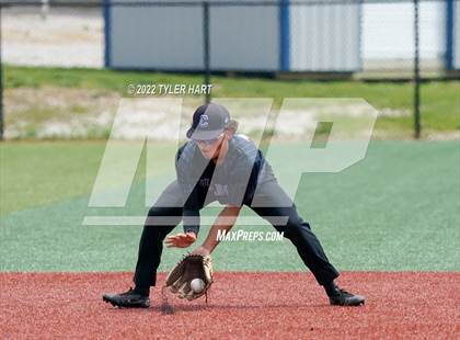 Thumbnail 2 in Centerville vs. Linton-Stockton (IHSAA 2A Semi-State Championship) photogallery.