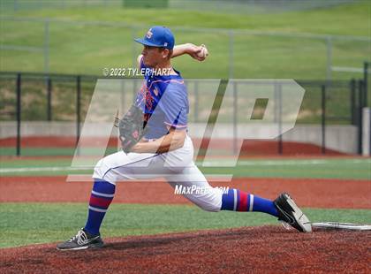 Thumbnail 3 in Centerville vs. Linton-Stockton (IHSAA 2A Semi-State Championship) photogallery.