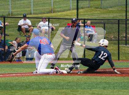 Thumbnail 3 in Centerville vs. Linton-Stockton (IHSAA 2A Semi-State Championship) photogallery.